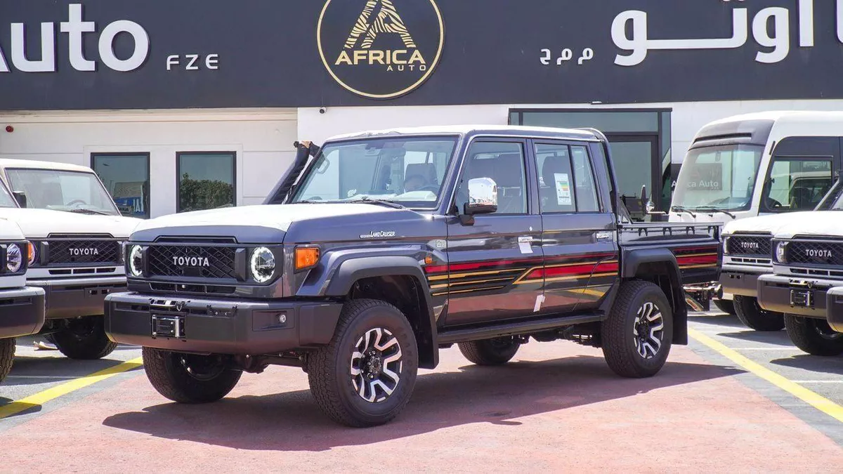 Toyota Land Cruiser Pick Up LX 4.0L V6 Double Cabin Auto transmission-2-0