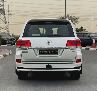2020 Toyota Land Cruiser GXR V6 Grand Touring, GCC Specifications-5