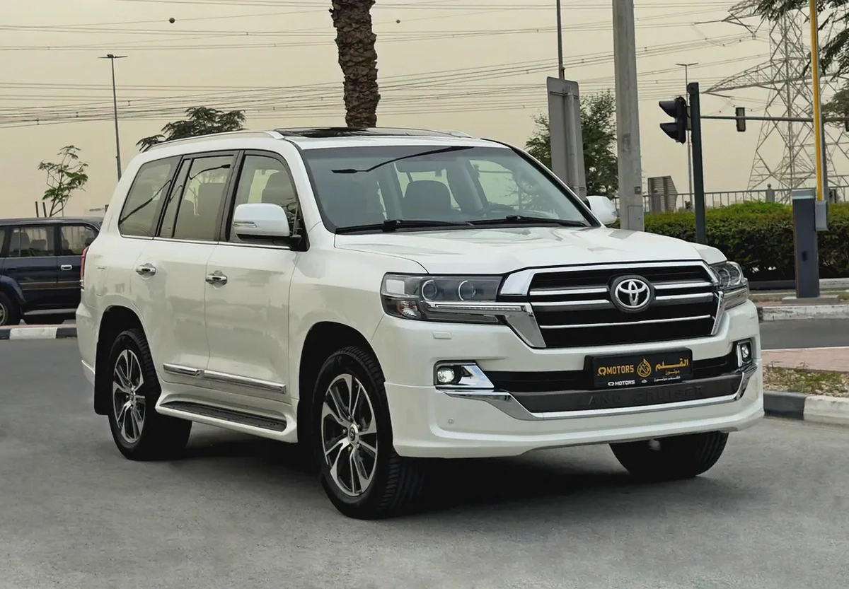 2020 Toyota Land Cruiser GXR V6 Grand Touring, GCC Specifications-2-2