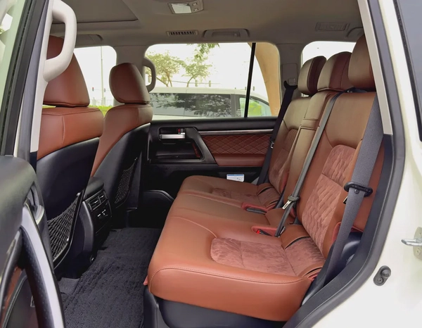 2020 Toyota Land Cruiser GXR V6 Grand Touring, GCC Specifications