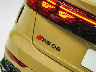 SWAP YOUR CAR for PERFORMANCE RSQ8 2025 SAKHIR GOLD - UNDER WARRANTY - ONLY 12,372 KM - TOP SPEC-18