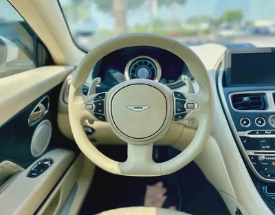 Aston Martin DB11 / 2017 Model / Gcc Spec’s / Less Km Driven-9