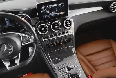 2,747 AED / 48 months | 0% DP | 2018 Mercedes Benz GLC43 SUV 4MATIC-9