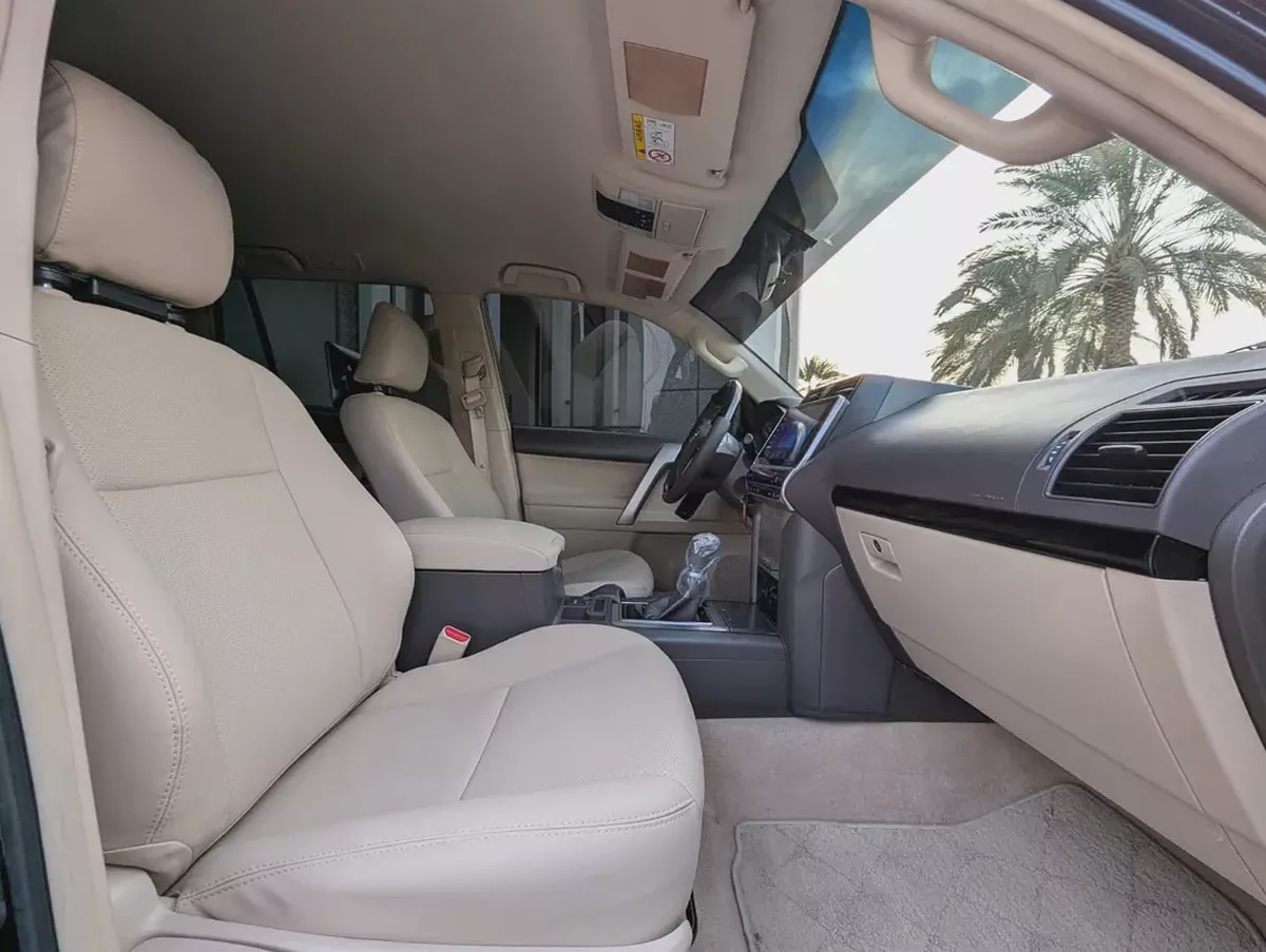 Toyota Prado 2.7L V4 GCC Specs | Low Mileage | Leather Seats | Cruise Control | Excellent Condition-12-12