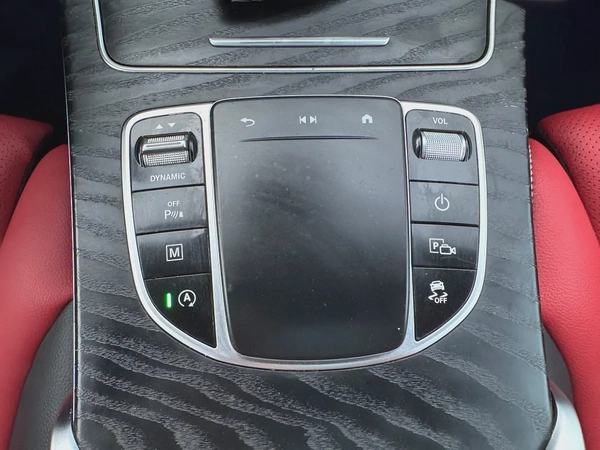 Mercedes–GLC300 AMG/4matic–Excellent condition