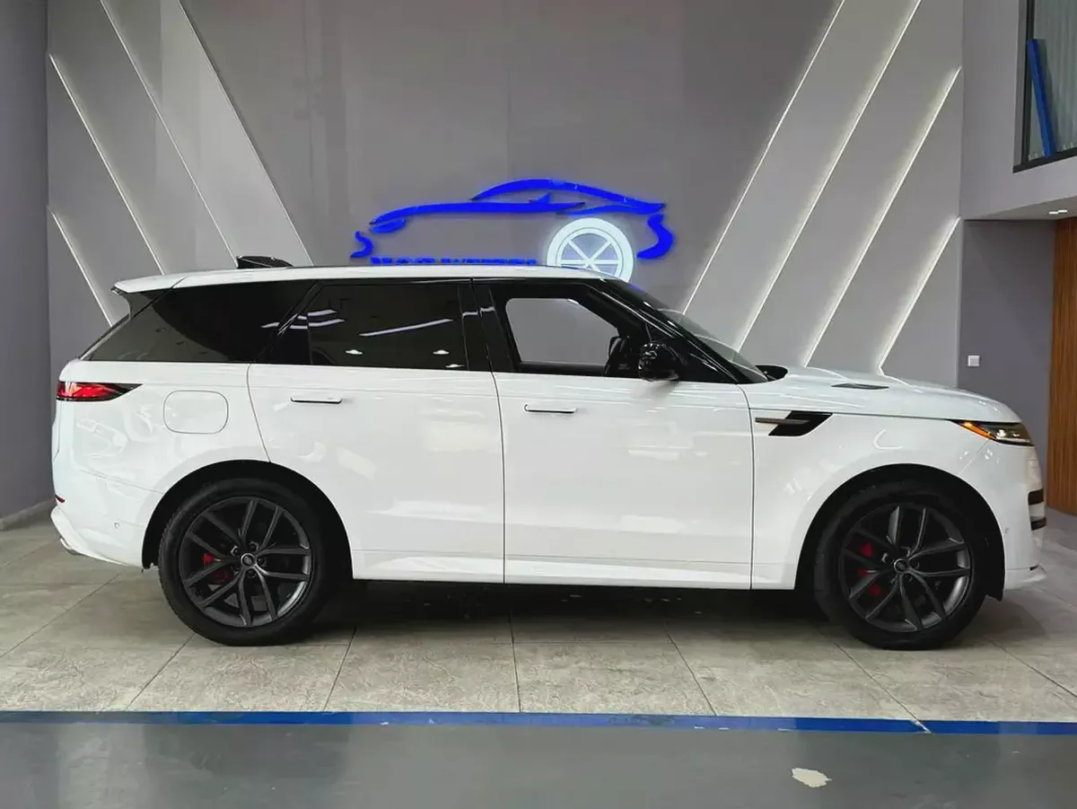 2024 Land Rover Range Rover Sport P400 Dynamic HSE-5-5