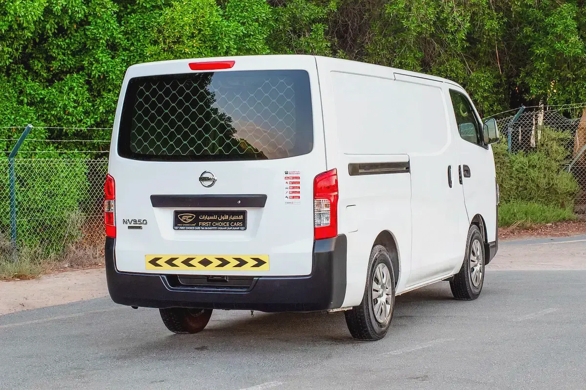 2022 Nissan Urvan | Standard Roof Delivery Van | GCC Specs | Ref#N32210-2-2
