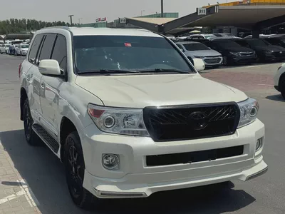 Toyota Land Cruiser 2014 white color GCC calen car-12