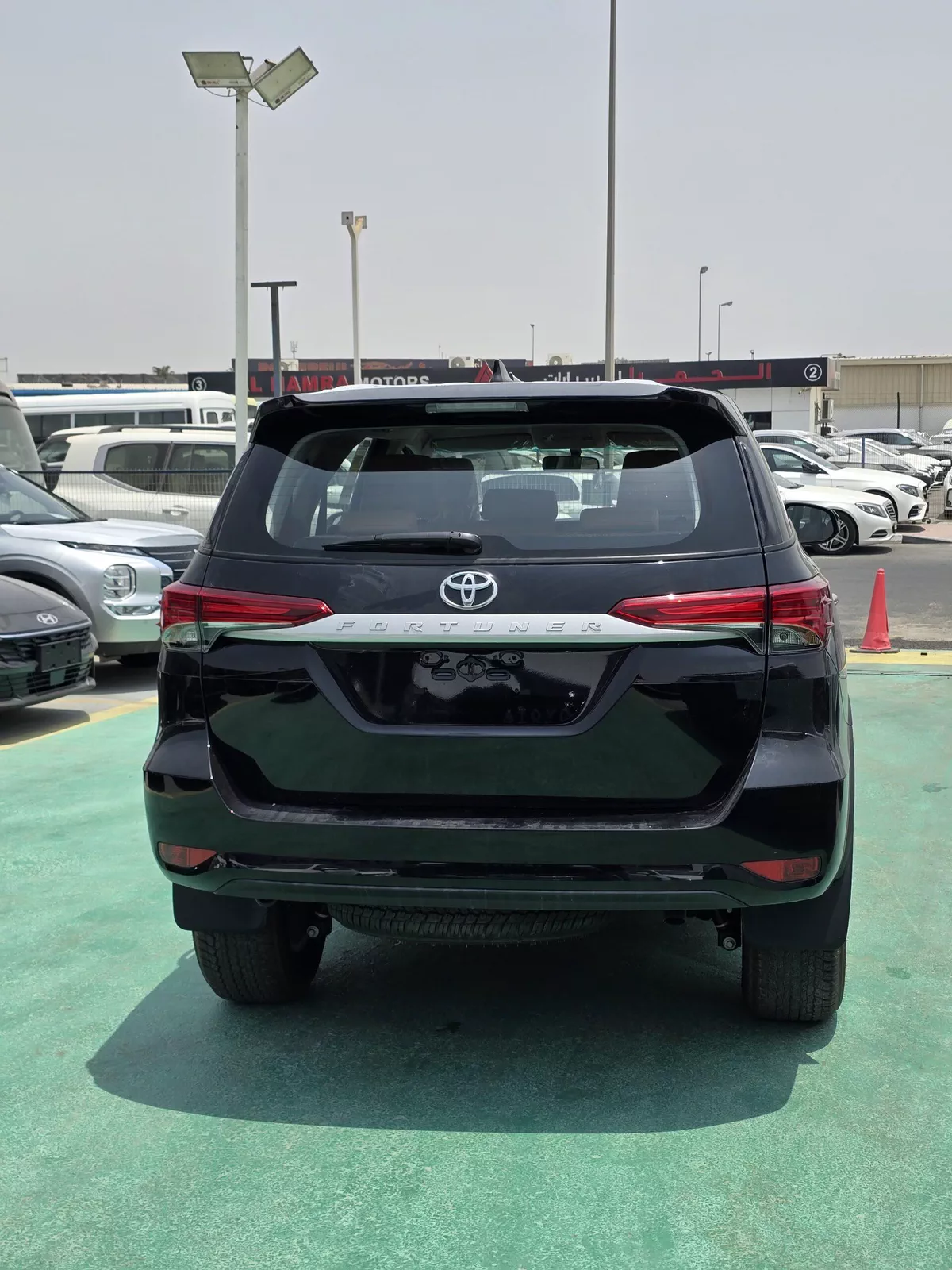 TOYOTA FORTUNER 2.7L PETROL 2026 – BASIC-7-7