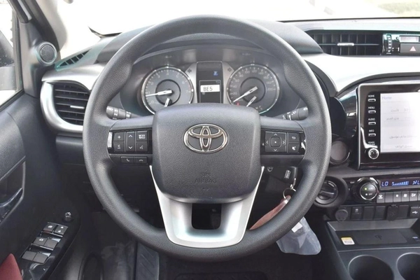 Toyota Hilux Toyota hilux 2.7L petrol MY2025 for export only