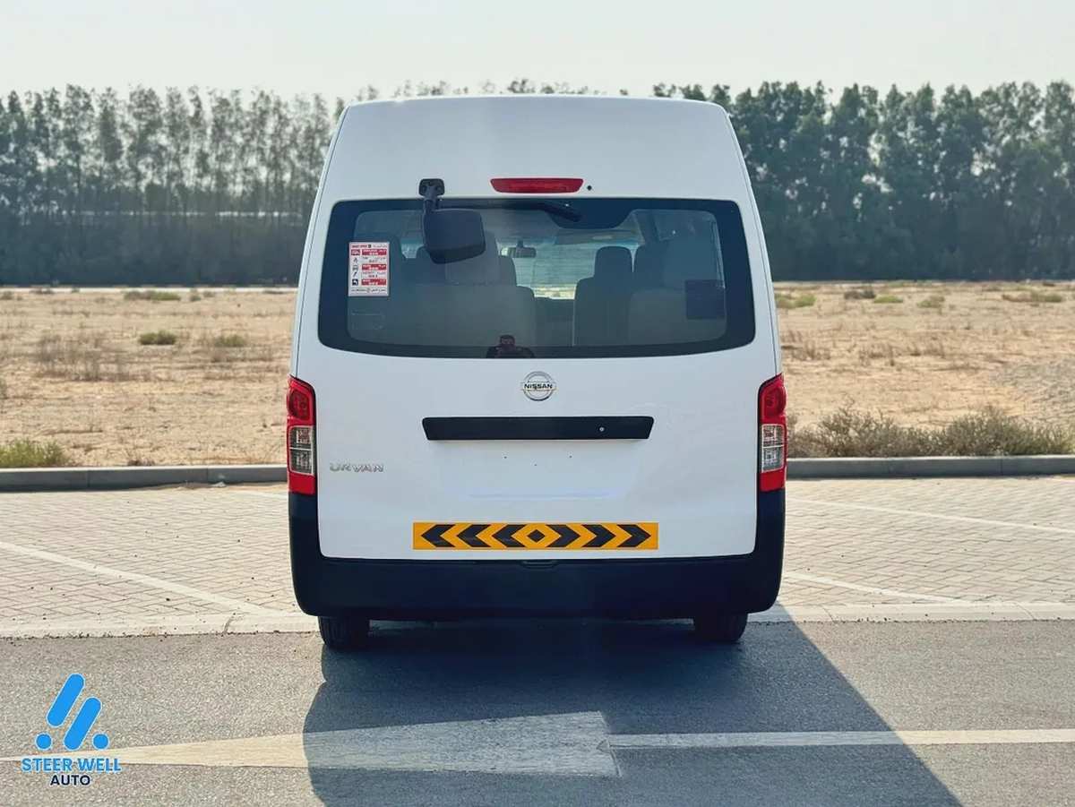 2022 Nissan Urvan NV350 - Petrol - GCC - Manual Transmission-6-6