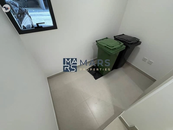 Prestigious Community – Masaar Villas with Elegant Emirati Design. Robinia, Masaar