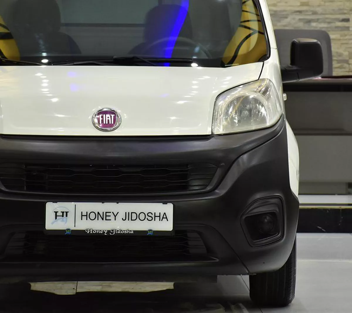 Fiat Fiorino ( 2020 Model ) in White Col...-6-6