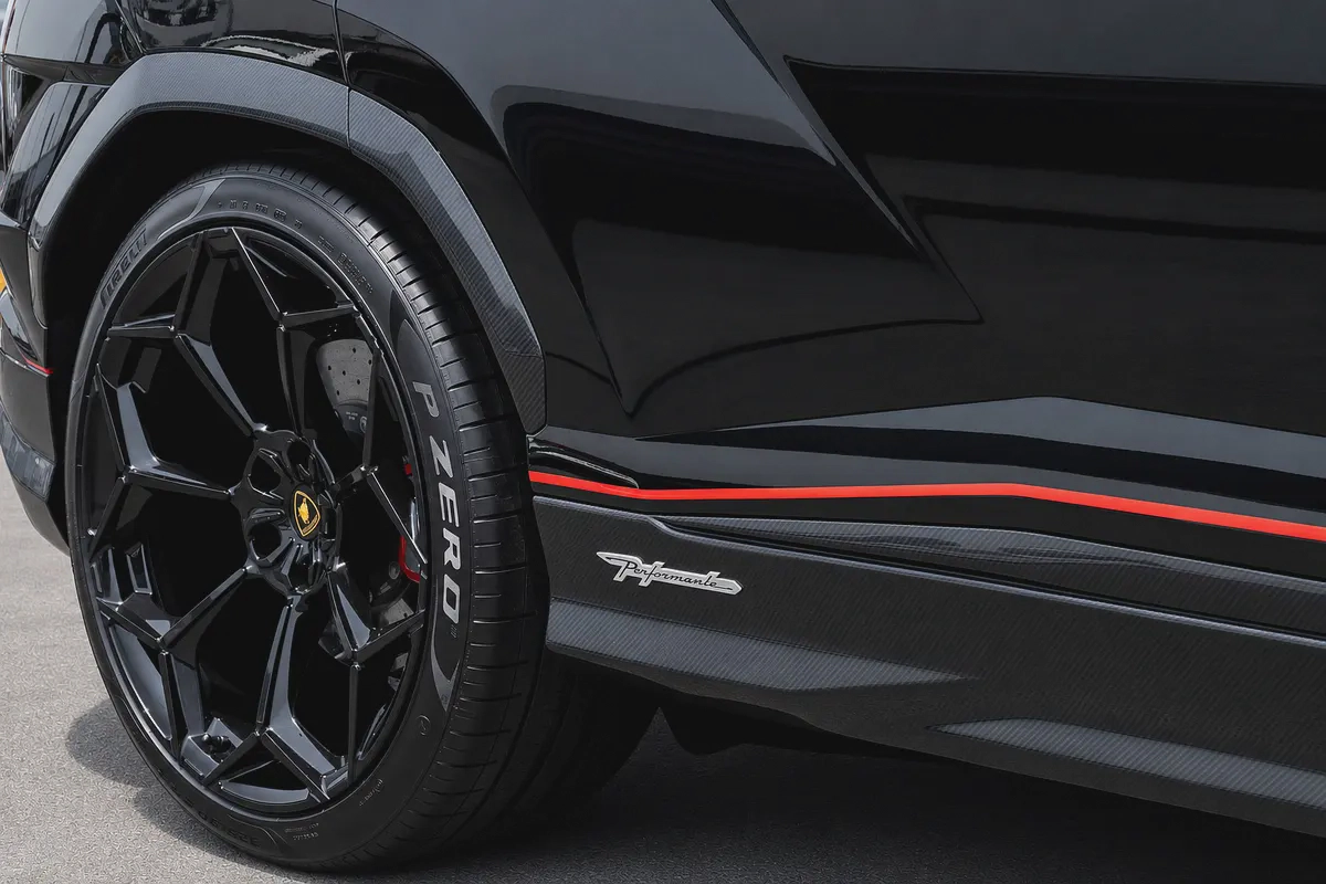 Lamborghini Urus Performante 2024 | 0,0km | Carbon Fiber Package | Under Warranty-19-19