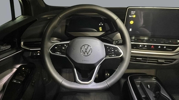 Volkswagen ID.4 2022 Lite Pro - Electrifying the Future, Fully Loaded!