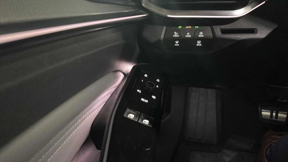 Volkswagen ID.4 2022 Lite Pro - Electrifying the Future, Fully Loaded!-2-2