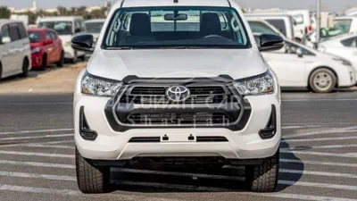 Toyota Hilux GL DC 2.4D MT 4X4 P.WINDOW MY2023 – WHITE-1