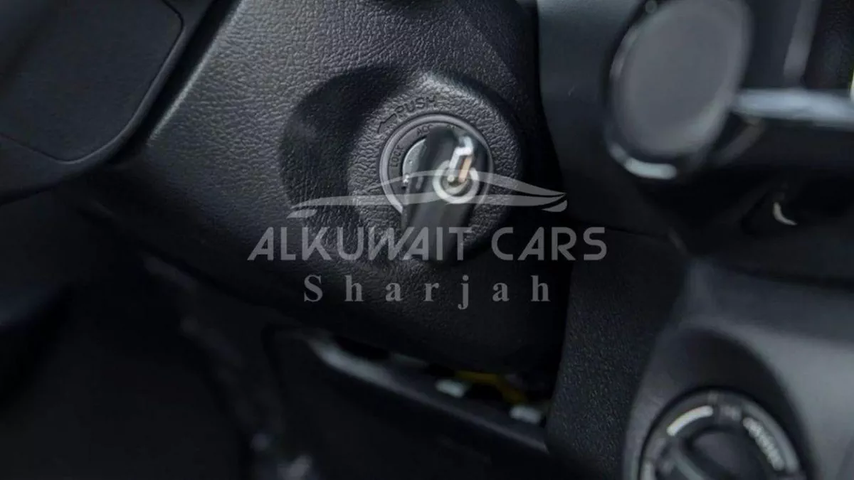 Toyota Hilux GL DC 2.4D MT 4X4 P.WINDOW MY2023 – WHITE-11-0