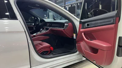 Porsche Panamera 4 E-HYBRID-11