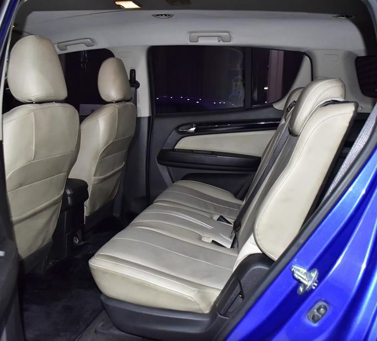 Chevrolet Trailblazer Z71 ( 2018 Model ) in Blue Color GCC Specs-5-5