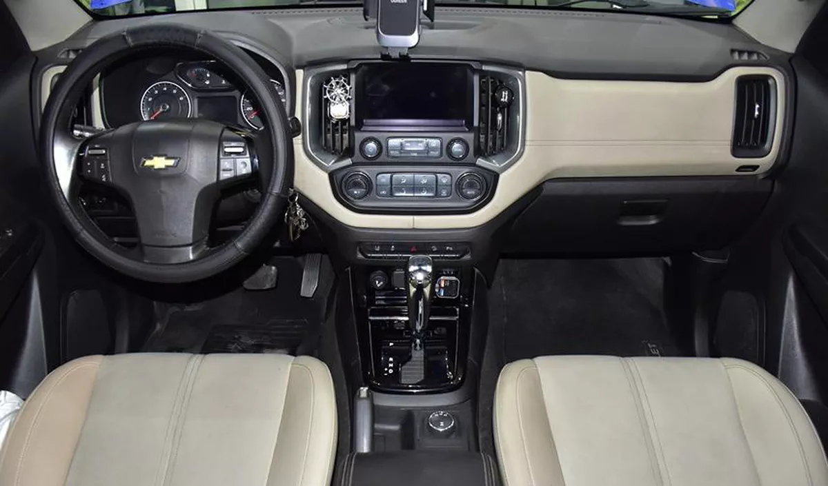 Chevrolet Trailblazer Z71 ( 2018 Model ) in Blue Color GCC Specs-13-13