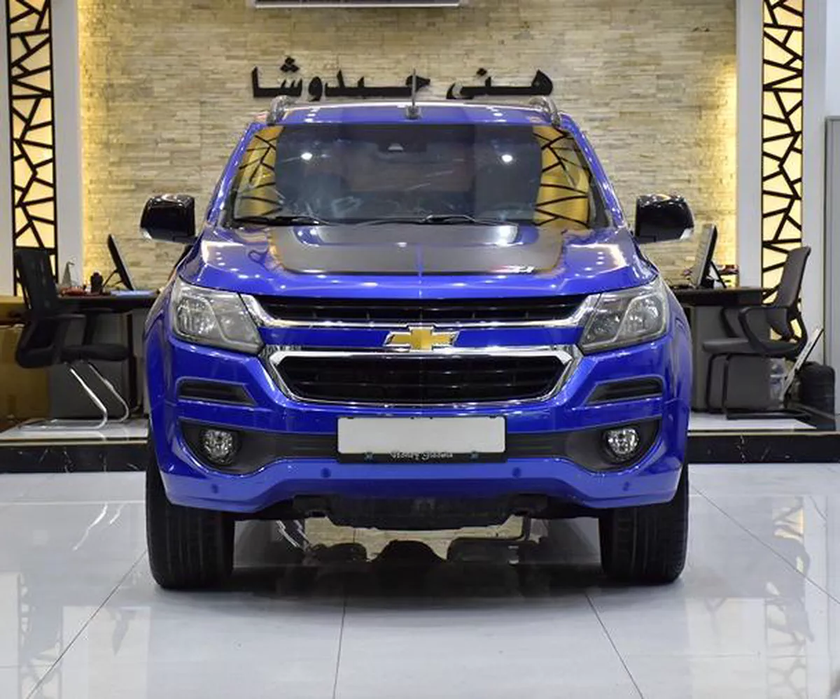 Chevrolet Trailblazer Z71 ( 2018 Model ) in Blue Color GCC Specs