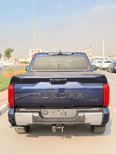 Toyota Tundra Premium option 360 Camera, leather seats 2024-2