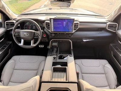 Toyota Tundra Premium option 360 Camera, leather seats 2024-4