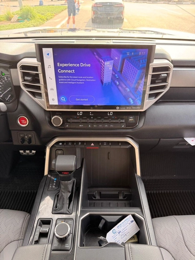 Toyota Tundra Premium option 360 Camera, leather seats 2024-6