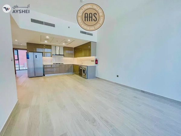 Corner Unit | Chiller Free | Amazing View | Unique layout |