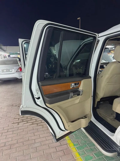LAND ROVER LR4 HSE-10