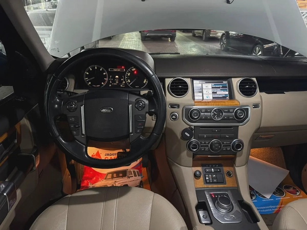 LAND ROVER LR4 HSE