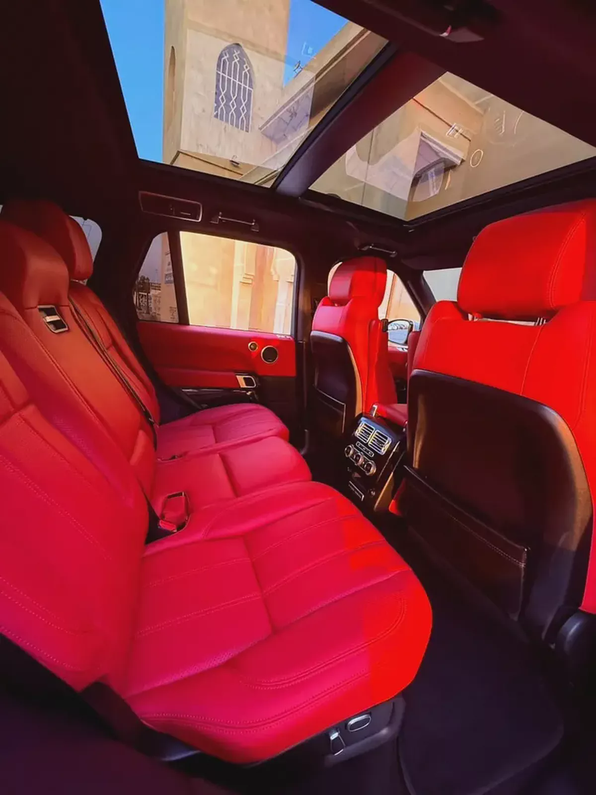 Stunning Land Rover Range Rover Vogue SE Supercharged 2014 | GCC Specs-14-14