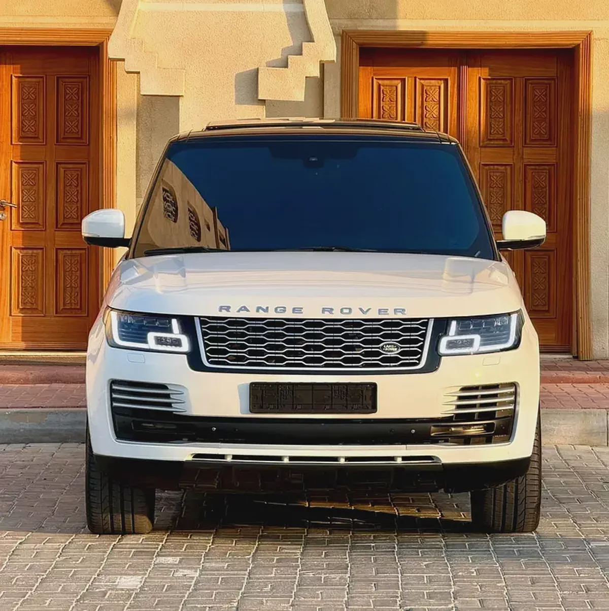 Stunning Land Rover Range Rover Vogue SE Supercharged 2014 | GCC Specs-16-16