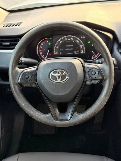 Toyota RAV4 XLE 2.5L full option-8