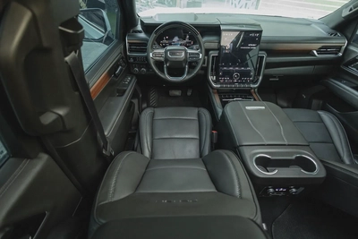 GMC Yukon XL 2500 2025-15