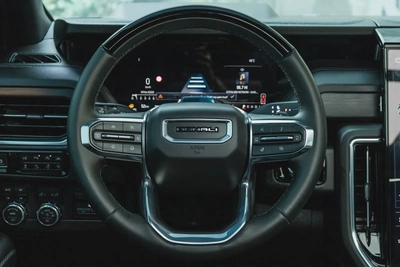 GMC Yukon XL 2500 2025-7