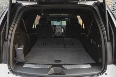 GMC Yukon XL 2500 2025-4