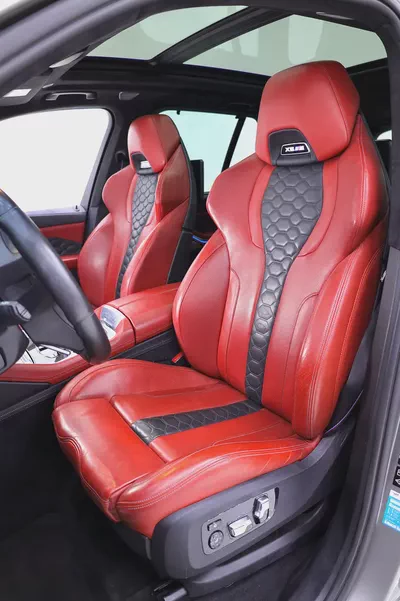 X5 M COMPETITION 2021 GCC CARBON PACKAGE + Excellent Condition + Rear entertainment-6
