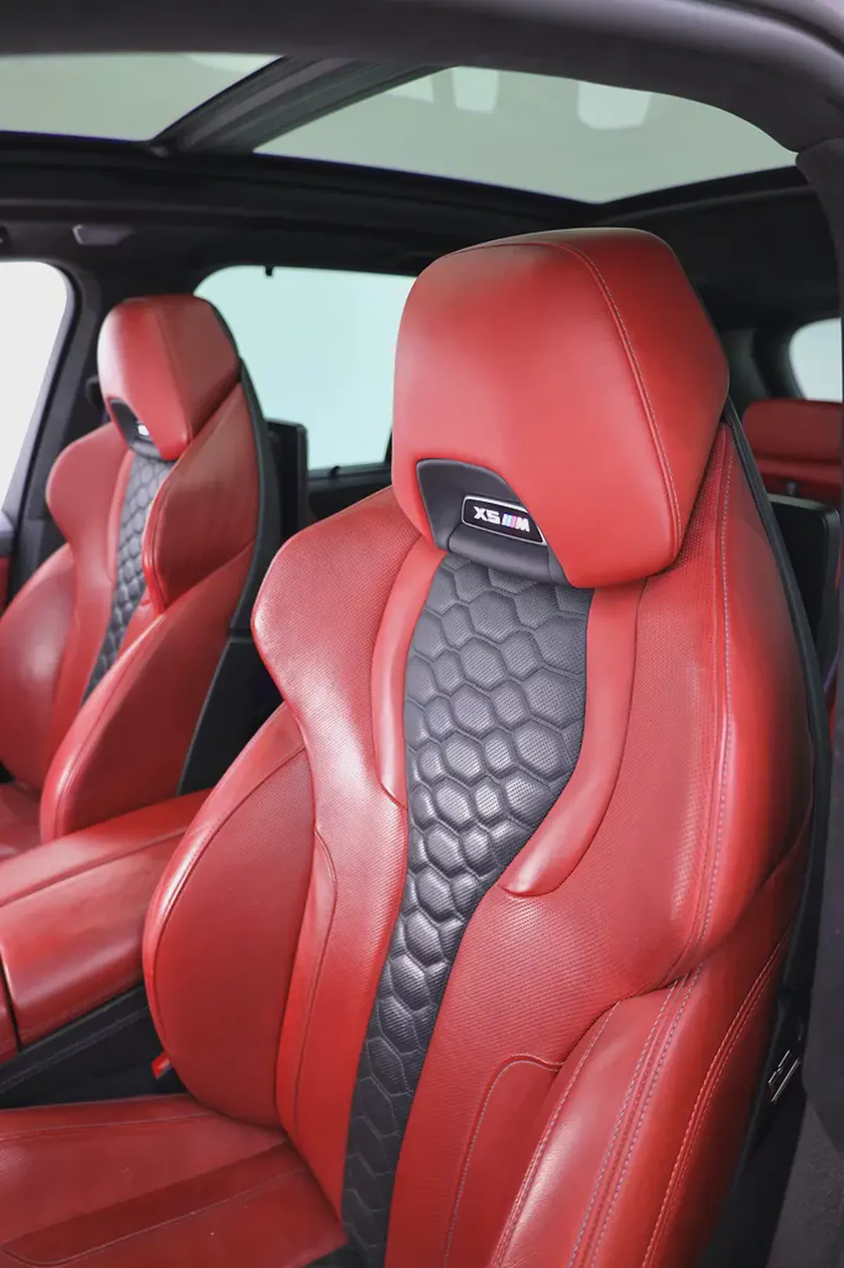 X5 M COMPETITION 2021 GCC CARBON PACKAGE + Excellent Condition + Rear entertainment-18-18