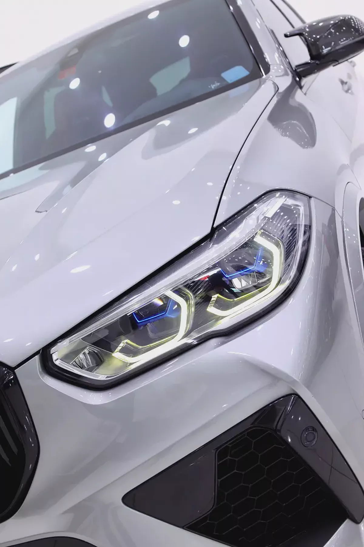 X5 M COMPETITION 2021 GCC CARBON PACKAGE + Excellent Condition + Rear entertainment-19-19
