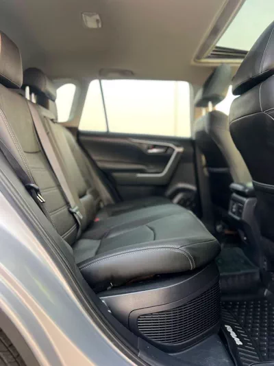 Toyota RAV4 XLE 2021 Toyota Rav4 Hybrid XLE Full Option 2.5L V4 - Rear Camera  Leather Seat - AWD 4x4 - Sunroof --14