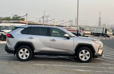 Toyota RAV4 XLE 2021 Toyota Rav4 Hybrid XLE Full Option 2.5L V4 - Rear Camera  Leather Seat - AWD 4x4 - Sunroof --7