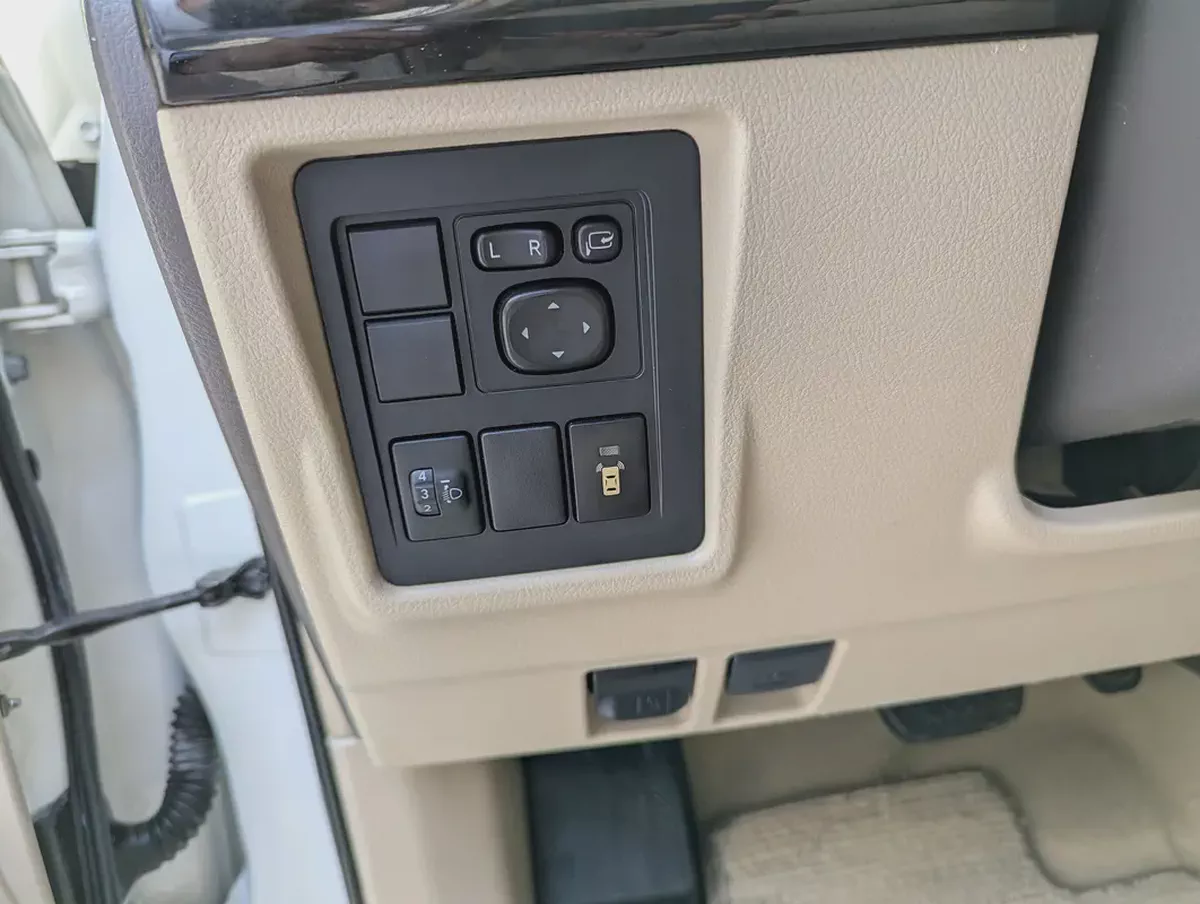 Toyota Prado 2019 V6 4.0L GCC Specs | Excellent Condition | Powerful 4WD SUV-16-16