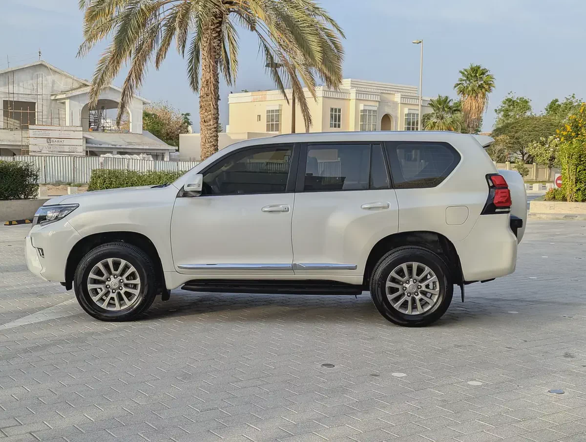 Toyota Prado 2019 V6 4.0L GCC Specs | Excellent Condition | Powerful 4WD SUV-7-7