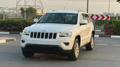 JEEP GRAND CHEROKEE LAREDO 4WD - GCC SPECS - ORIGINAL PAINT - ACCIDENT FREE - EXCELENT CONDITION --2