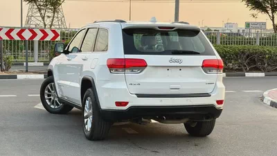 JEEP GRAND CHEROKEE LAREDO 4WD - GCC SPECS - ORIGINAL PAINT - ACCIDENT FREE - EXCELENT CONDITION --4