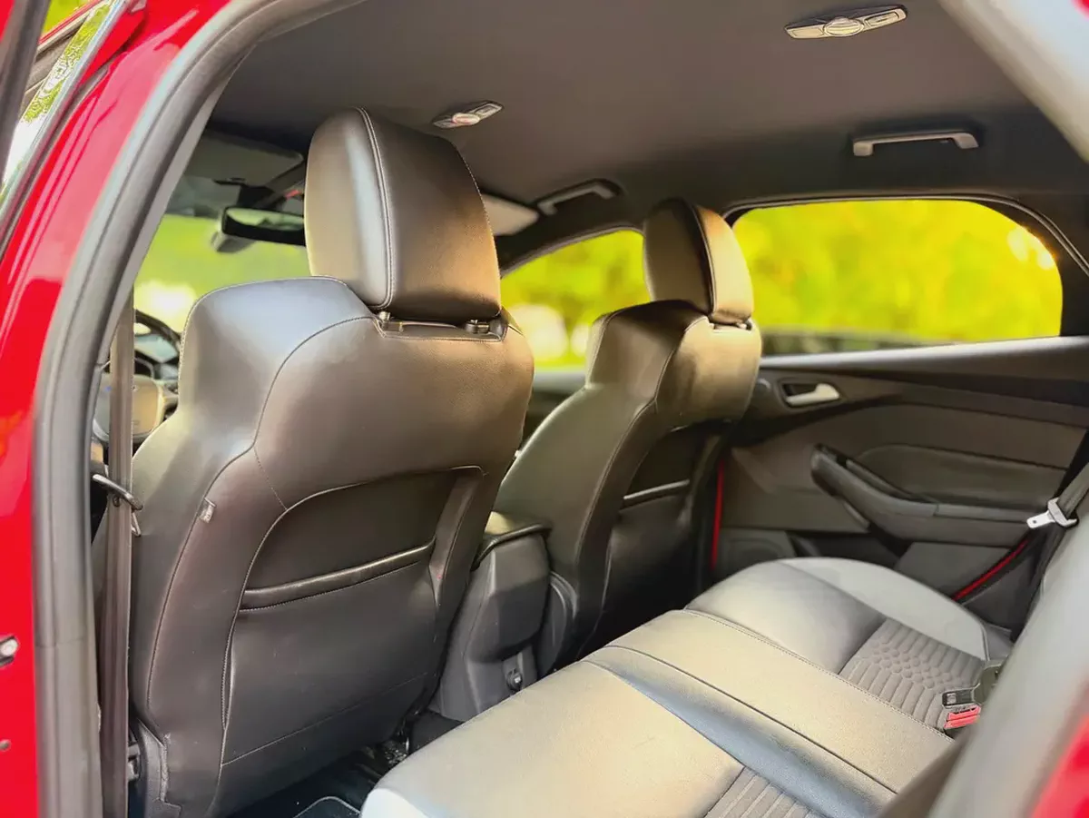 Ford Focus ST 2013 | GCC Specs | Manual Transmission-14-14
