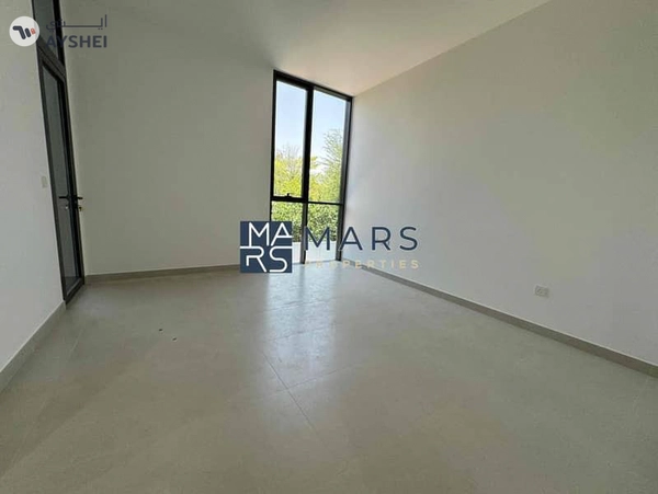 Brand New Middle Unit | Forest Community