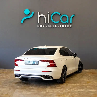 AED 1,819 pm • 0% Downpayment • S60 R-Design • Agency Warranty-10
